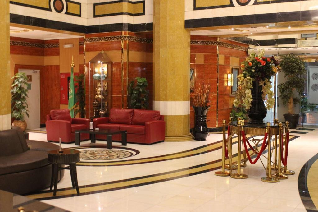 Al Shakreen Golden Tulip Main image 2